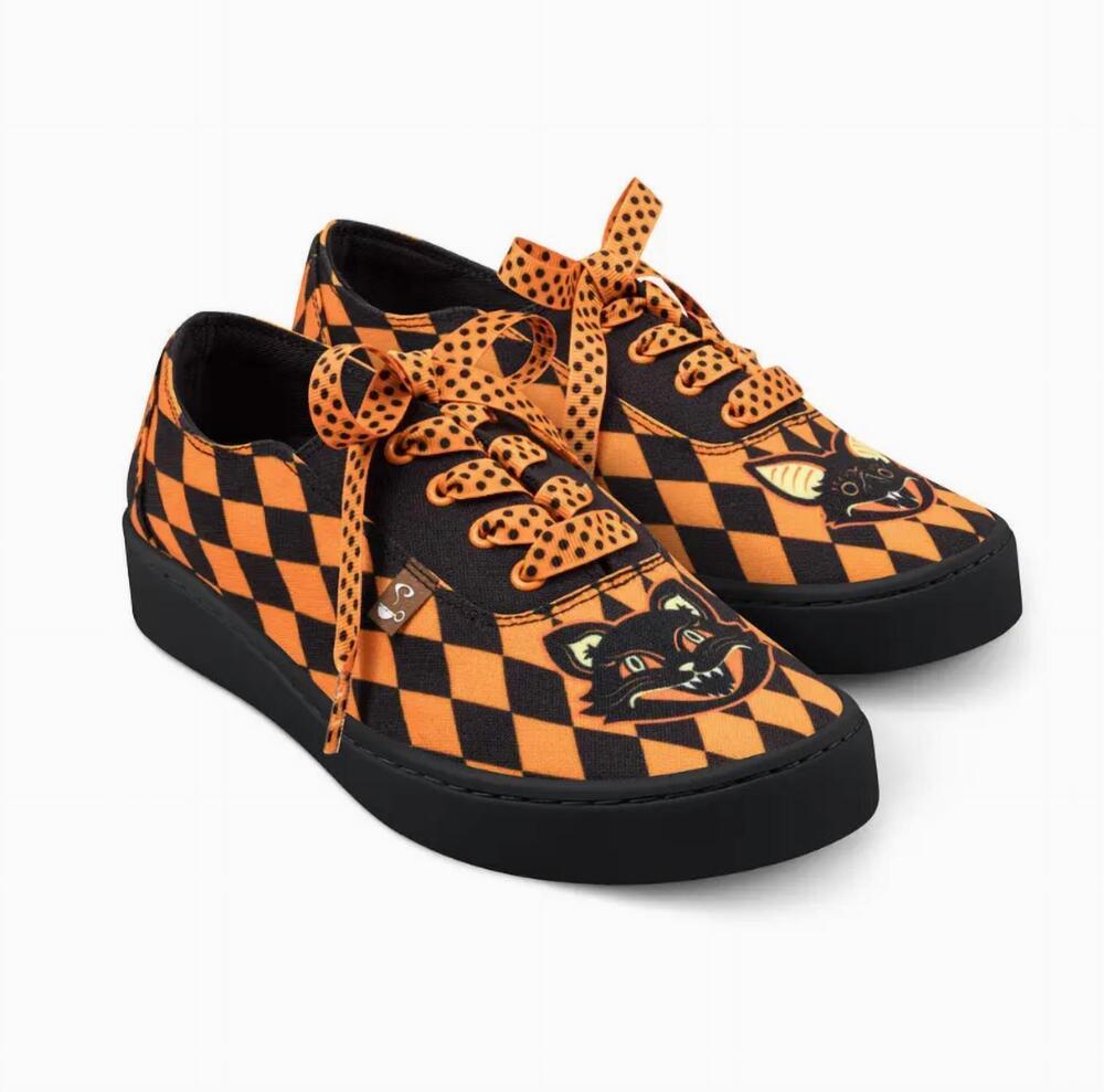 NEW HOT CHOCOLATE DESIGN women's chocolaticas midnight masks casual sneakers in